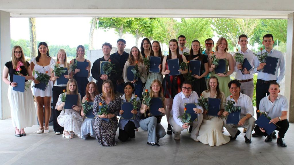 Gruppe Studierender Sommerfest 2025 am Ostasieninstitut